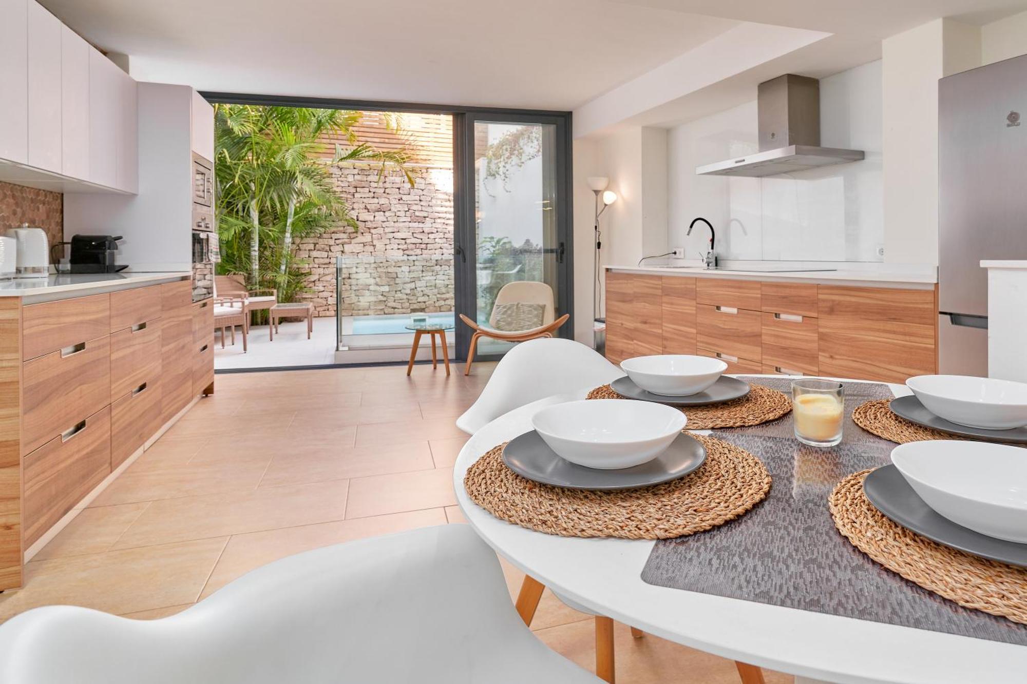 Luxury Apartment In נרחה מראה חיצוני תמונה